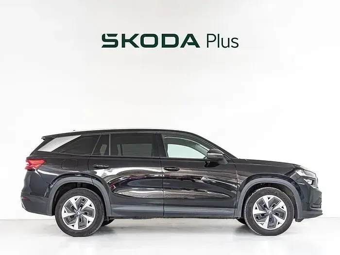 Usado Skoda Kodiaq Selection 150 CV (110 kW) 2025 Negro SUV