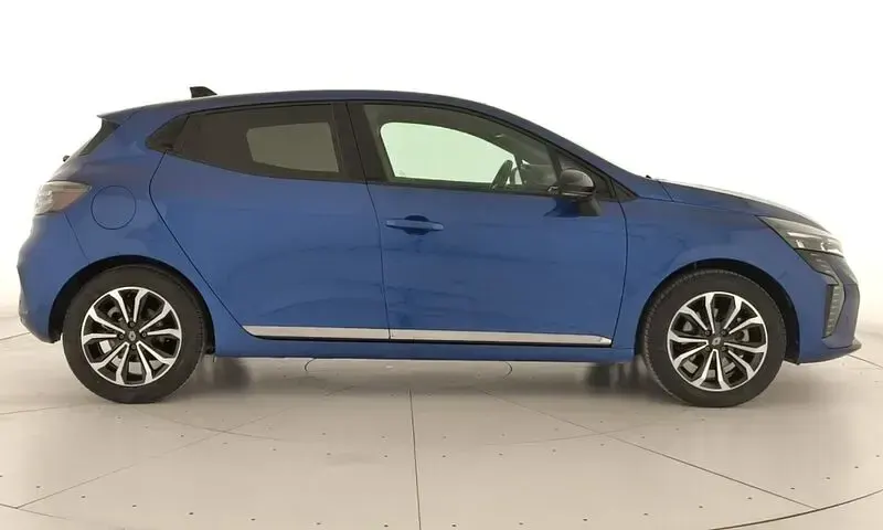 Usado Renault Clio V Techno 94 CV (69 kW) 2025 Azul Berlina