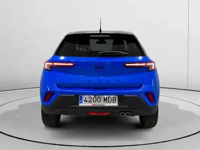 Usado Opel Mokka GS Line 130 CV (95 kW) 2022 Azul SUV