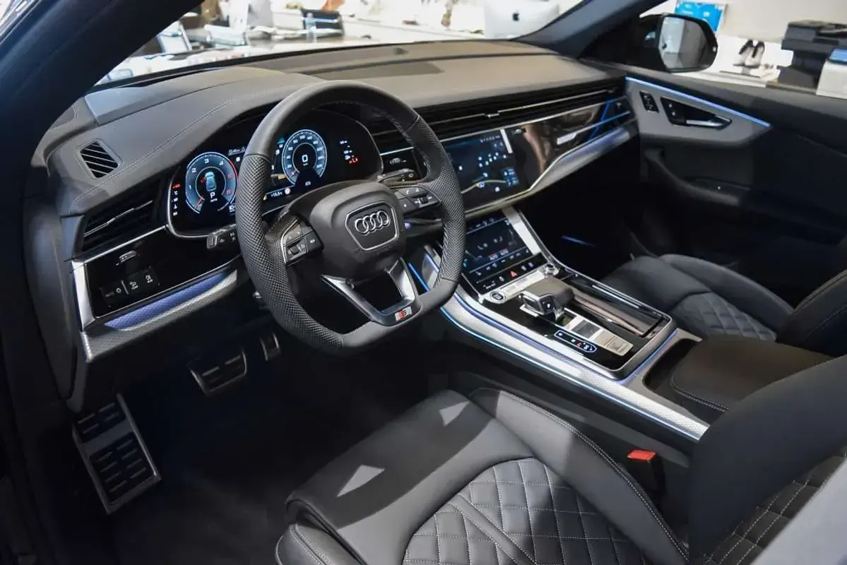 Nuevo Audi Q8 S-Line 286 CV (210 kW) 2026 Negro SUV