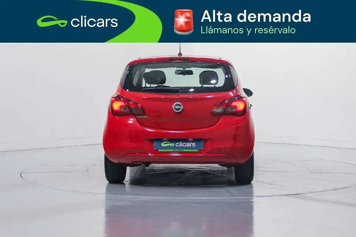 Usado Opel Corsa Expression 75 CV (55 kW) 2015 Rojo Utilitario