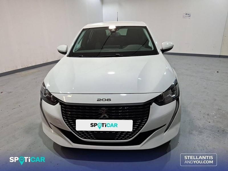 Usado Peugeot 208 Allure 100 CV (73 kW) 2021 Blanco Utilitario