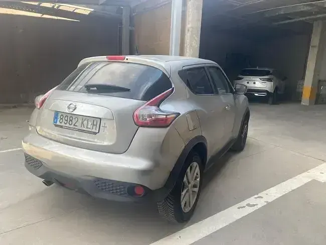 Usado Nissan Juke Acenta 110 CV (80 kW) 2018 Gris SUV