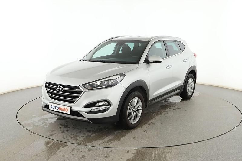 Usado Hyundai Tucson 115 CV (84 kW) 2015 Gris SUV