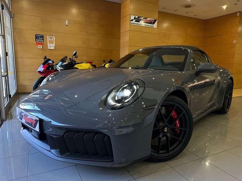 Usado Porsche 911 Targa 4 485 CV (356 kW) 2025 Gris Descapotable
