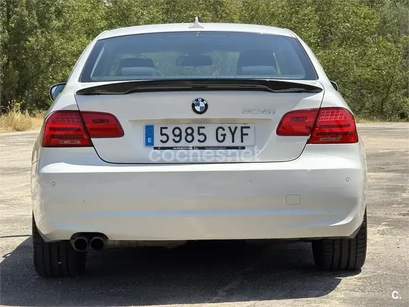 Usado BMW 325 218 CV (160 kW) 2010 Blanco Coupe