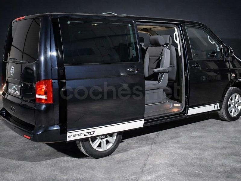 Usado VW Multivan 114 CV (83 kW) 2012 Negro Monovolumen