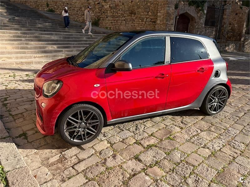 Usado Smart ForFour Passion 90 CV (66 kW) 2017 Rojo Utilitario