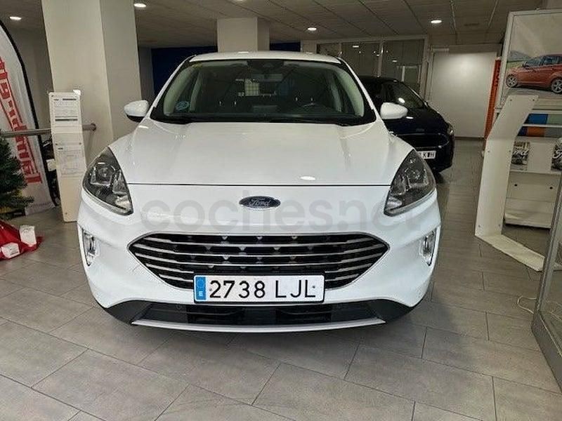 Usado Ford Kuga Titanium 190 HP (139 kW) 2020 Branco SUV