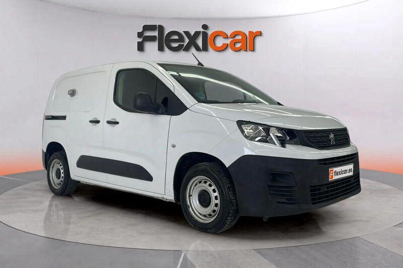 Blanco Usado 2023 Peugeot Partner Monovolumen | 17.090 € (Un poco caro) - Imagen 1/4