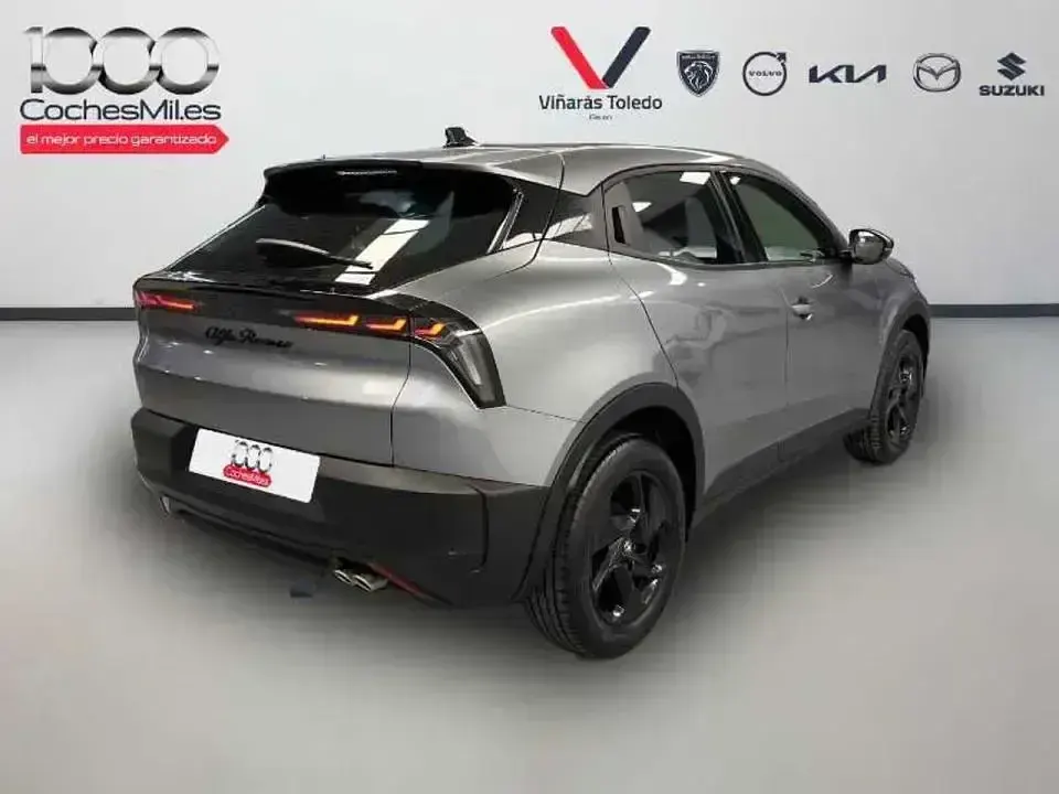 Usado Alfa Romeo Junior 136 CV (100 kW) 2025 Otro SUV