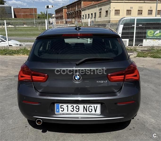 Usado BMW 118 143 CV (105 kW) 2016 Gris / plata Utilitario