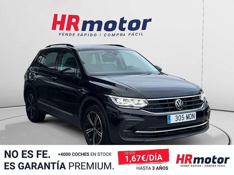 Usado VW Tiguan Life 151 CV (111 kW) 2023 Negro SUV