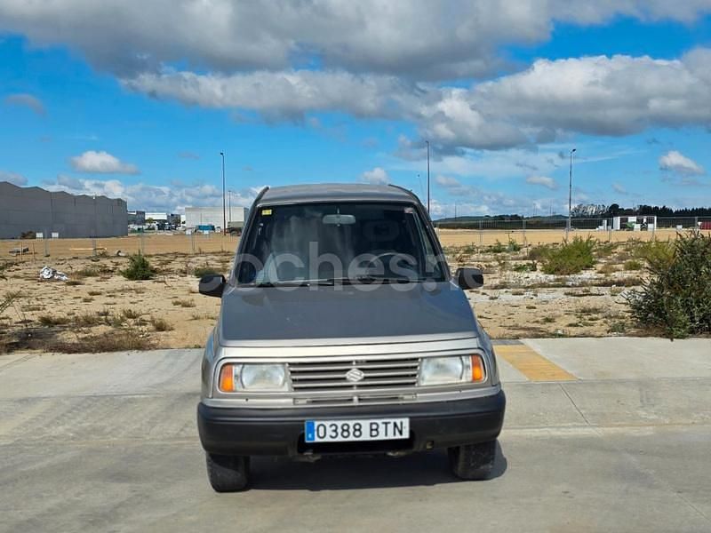 Beige Usado 2002 Suzuki Vitara SUV | 7000 € (Precio justo) - Imagen 1/4