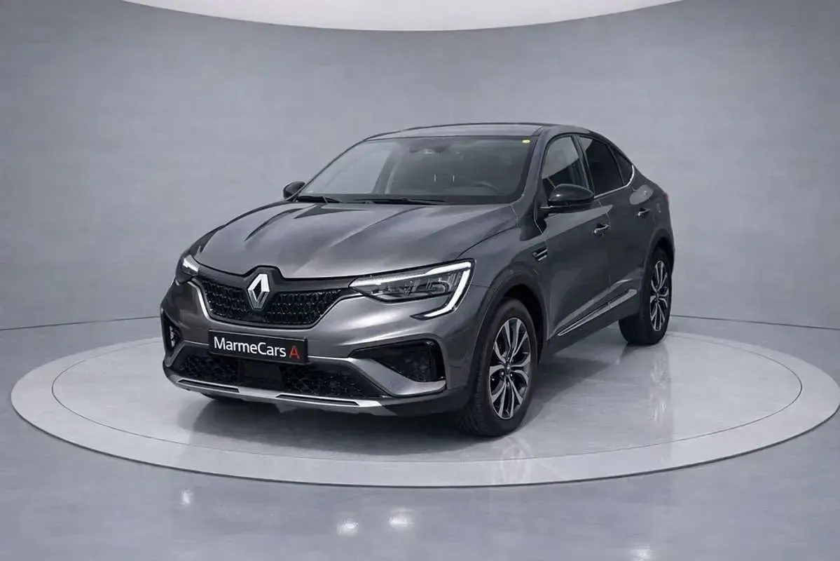 Usado Renault Arkana Techno 144 CV (105 kW) 2025 Gris SUV