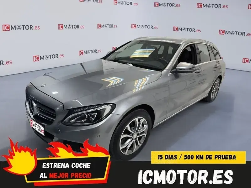 Usado Mercedes C350e Avantgarde 279 CV (205 kW) 2016 Gris / plata Familiar