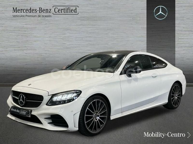 Blanco polar Usado 2021 Mercedes C220 AMG line Coupe | 37.900 € (Precio justo) - Imagen 1/4