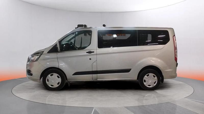Usado Ford Transit Custom Trend 131 CV (96 kW) 2023 Blanco Familiar