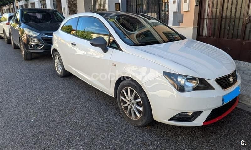 Usado Seat Ibiza SC Reference 70 CV (51 kW) 2014 Blanco Utilitario