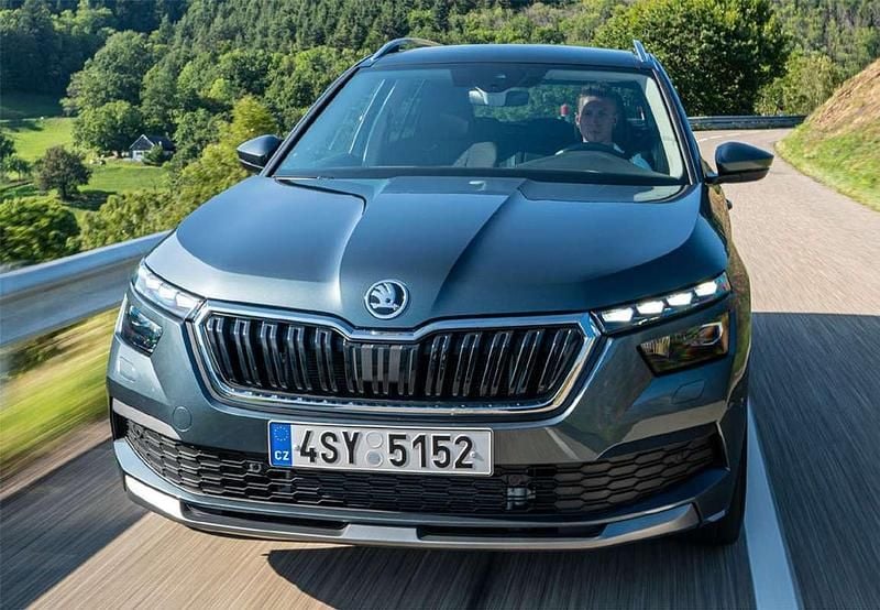 Usado Skoda Kamiq 95 CV (69 kW) 2022 Azul SUV