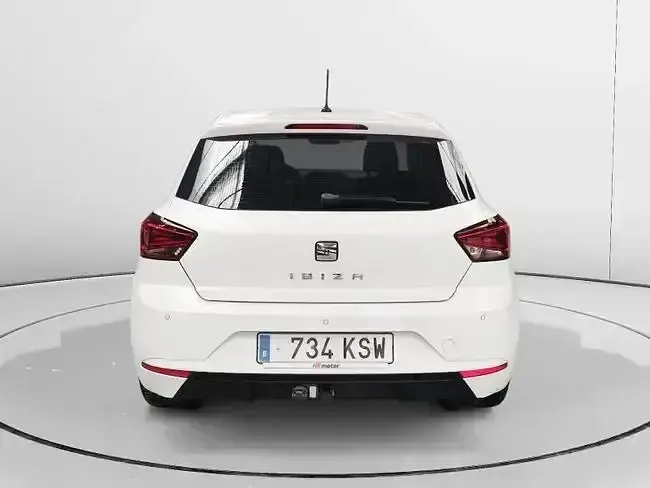 Usado Seat Ibiza Style 95 CV (69 kW) 2019 Blanco Utilitario