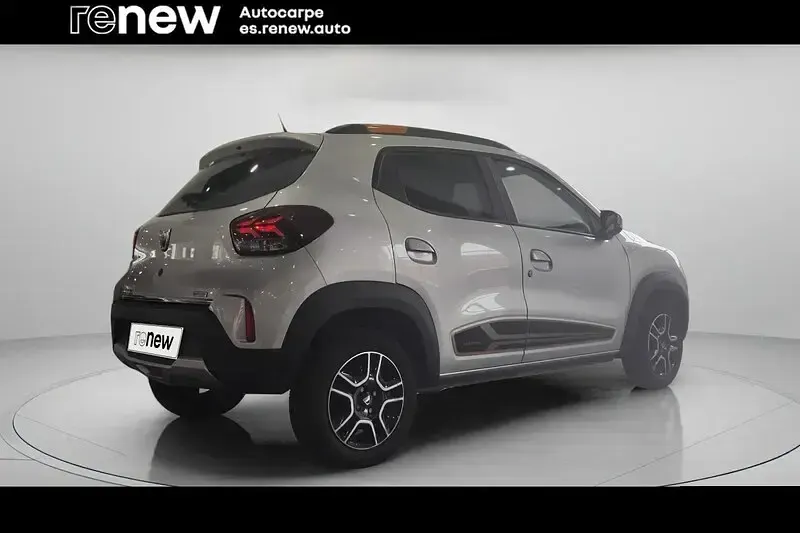 Usado Dacia Spring Comfort Plus 33 kW (45 CV) 2022 Gris Utilitario