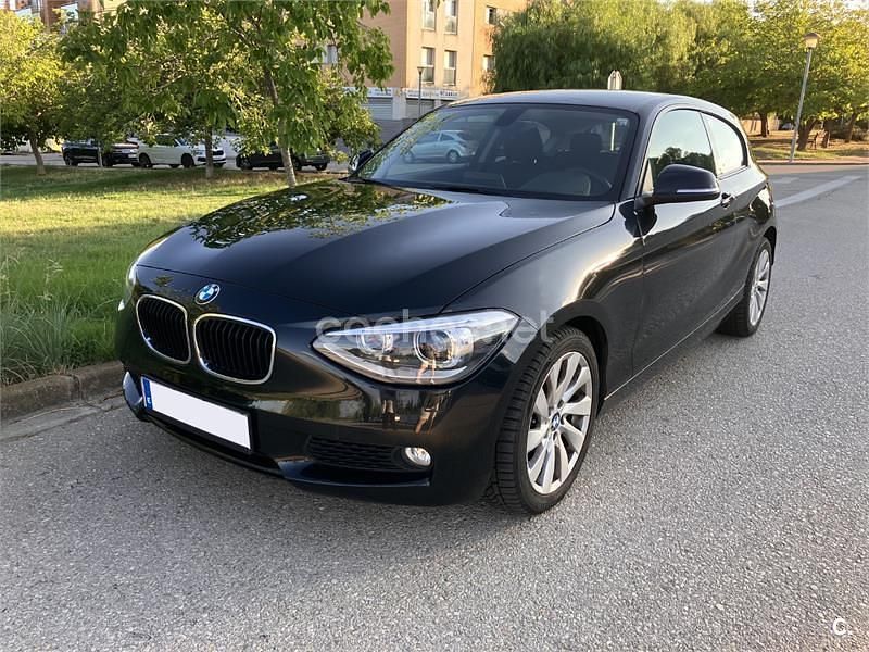 Usado BMW 116 122 CV (89 kW) 2013 Negro Utilitario