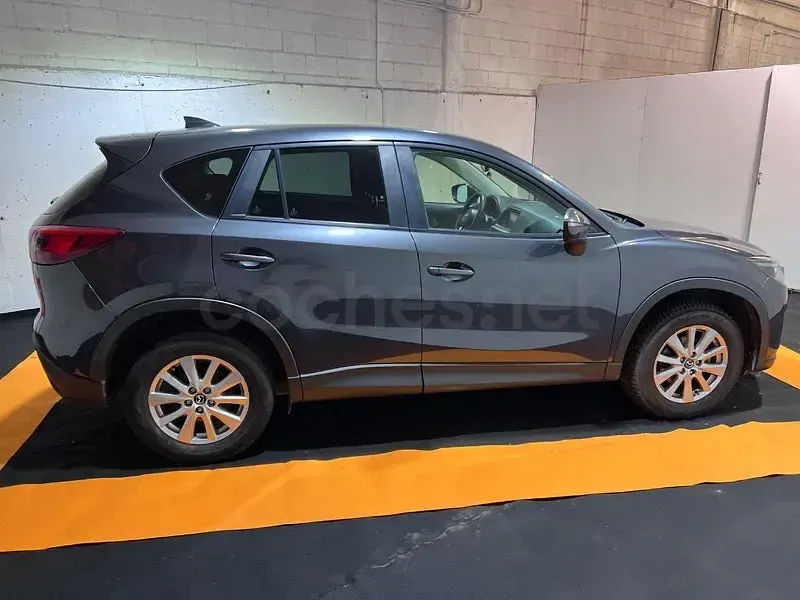 Usado Mazda CX-5 Style 150 CV (110 kW) 2016 Gris / plata SUV