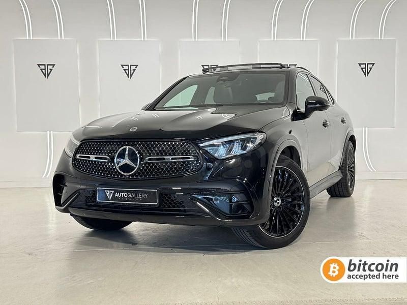 Usado Mercedes GLC300e 269 CV (197 kW) 2025 Negro Coupe