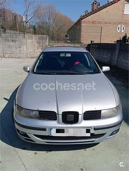 Usado Seat Toledo 110 CV (80 kW) 2000 Gris / plata Berlina