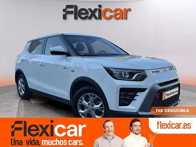 Blanco Usado 2025 Ssangyong (KGM) Tivoli SUV | 18.990 € - Imagen 1/4