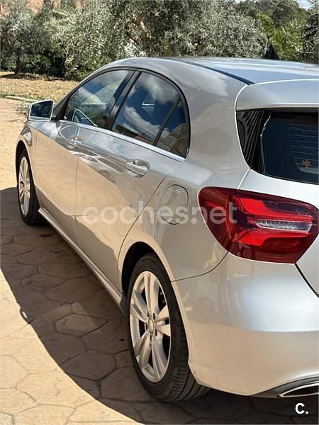 Usado Mercedes A200 136 CV (100 kW) 2017 Gris / plata Berlina