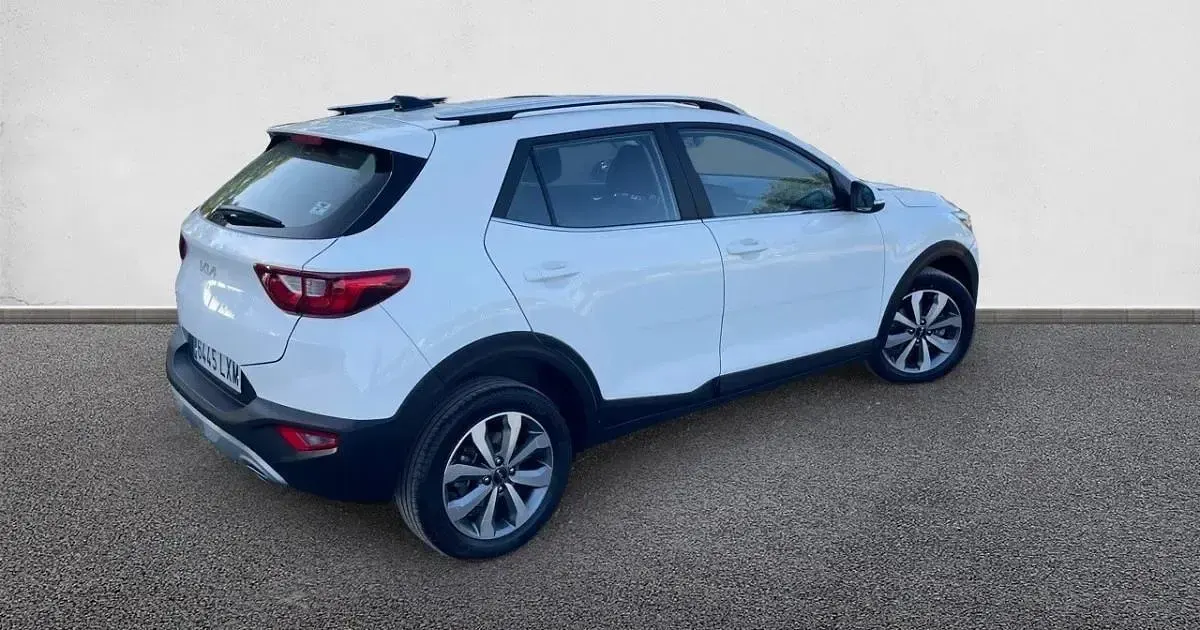 Usado Kia Stonic GT-Line 100 CV (73 kW) 2022 SUV