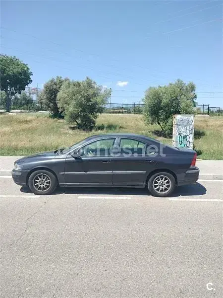 Usado Volvo S60 170 CV (125 kW) 2001 Verde Berlina