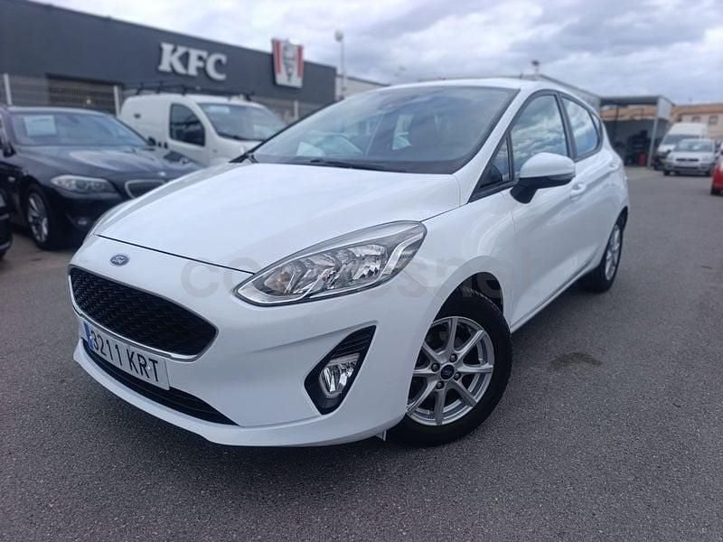 Usado Ford Fiesta Active 85 CV (62 kW) 2018 Blanco Utilitario