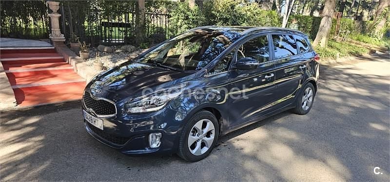 Usado Kia Carens 115 CV (84 kW) 2013 Azul Monovolumen