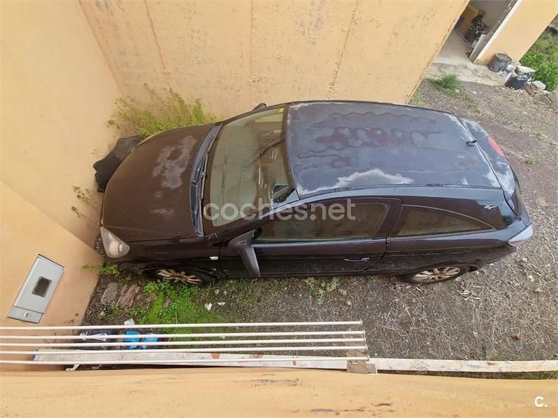 Negro Usado 2007 Opel Astra GTC Enjoy Berlina | 2300 € (Super precio) - Imagen 1/4