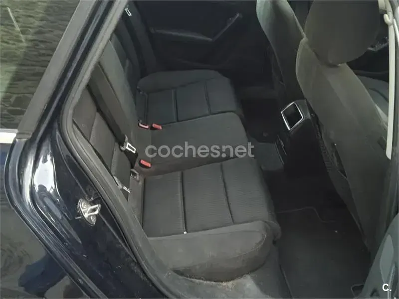 Usado Audi A4 177 CV (130 kW) 2010 Negro Familiar
