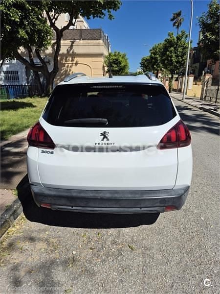 Usado Peugeot 2008 Style 82 CV (60 kW) 2018 Blanco SUV