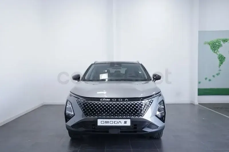 Usado Omoda 5 147 CV (108 kW) 2025 Gris / plata SUV