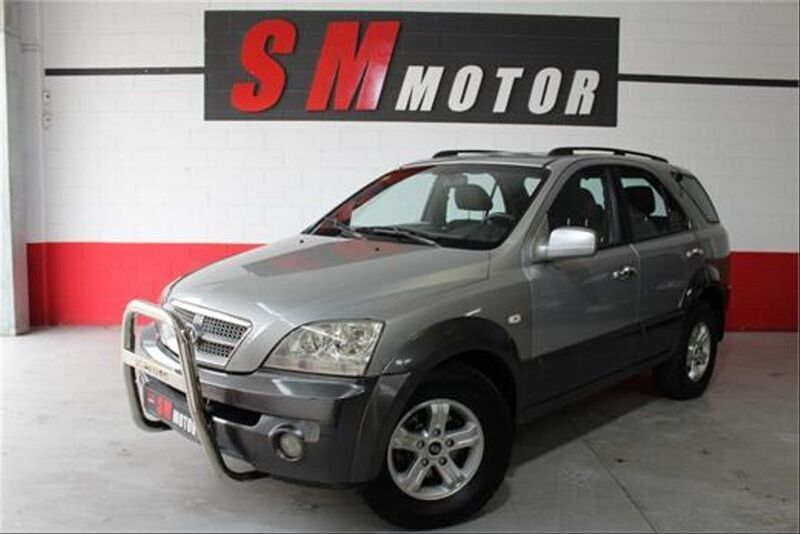 Gris / plata Usado 2003 Kia Sorento EX SUV | 5990 € (Precio justo) - Imagen 1/4
