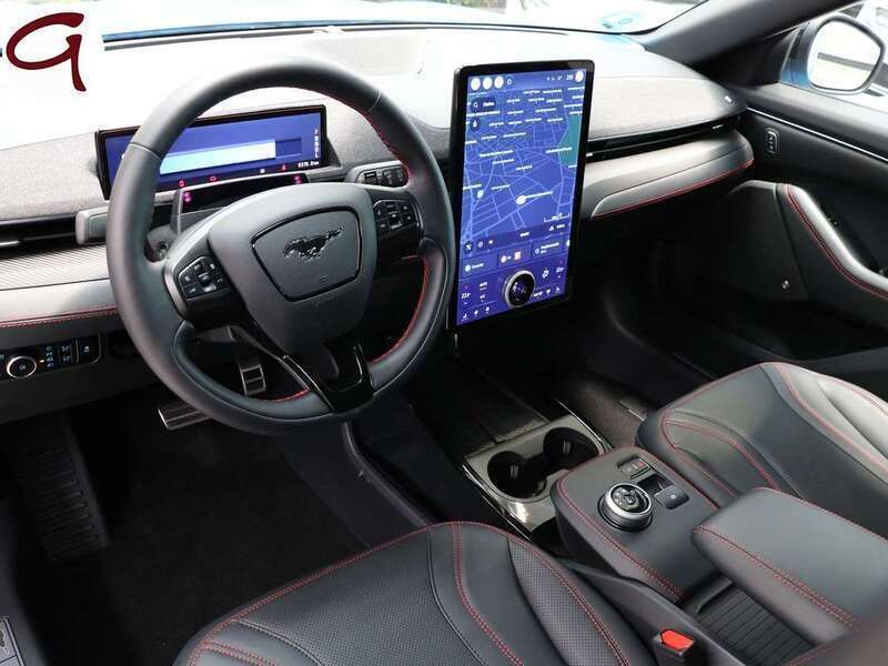 Azul Usado 2023 Ford Mustang Coupe | 35.990 € - Imagen 1/1