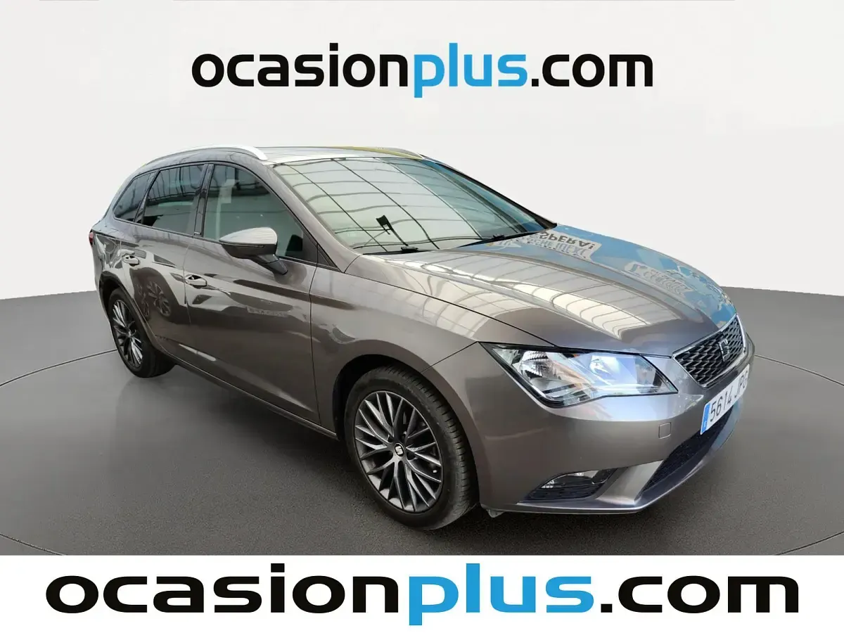 Usado Seat Leon CONNECT 110 CV (80 kW) 2016 Gris Monovolumen