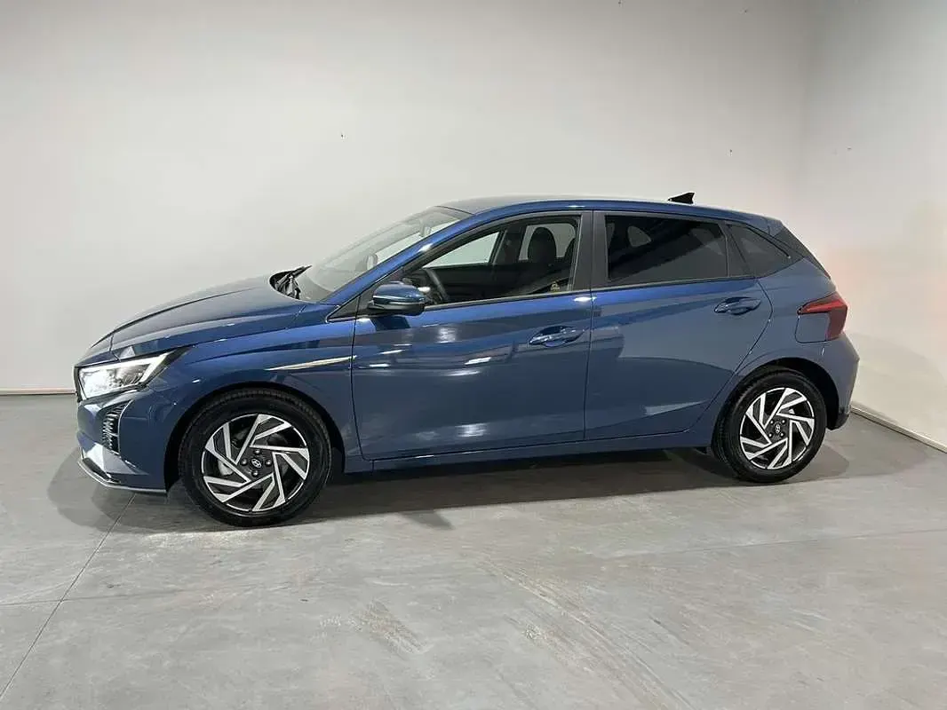 Nuevo Hyundai i20 101 CV (74 kW) 2025 Azul Utilitario