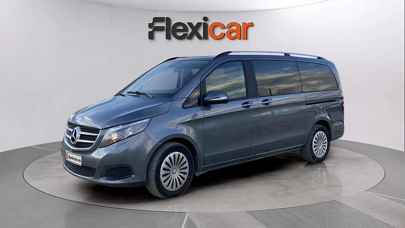 Usado Mercedes V250 Avantgarde 190 CV (139 kW) 2015 Gris Monovolumen