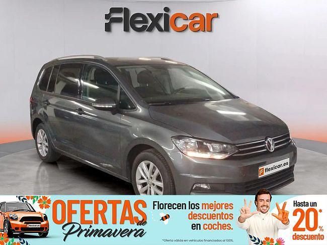Usado VW Touran Advance 115 CV (84 kW) 2019 Gris Monovolumen