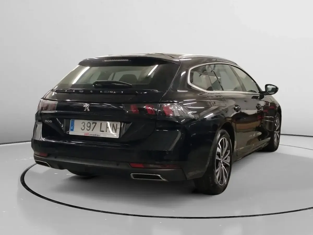 Usado Peugeot 508 Allure 132 CV (97 kW) 2020 Negro Familiar