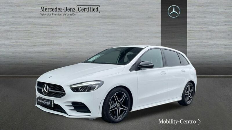 Blanco polar pintura unicolor Usado 2023 Mercedes B200 AMG line Monovolumen | 35.300 € (Un poco caro) - Imagen 1/4