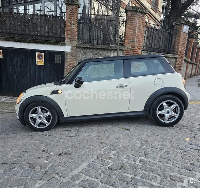 Usado Mini Cooper D 110 CV (80 kW) 2007 Beige Utilitario