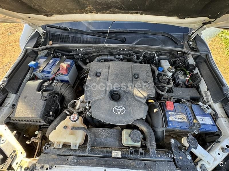 Usado Toyota HiLux 150 CV (110 kW) 2018 Blanco Recogida